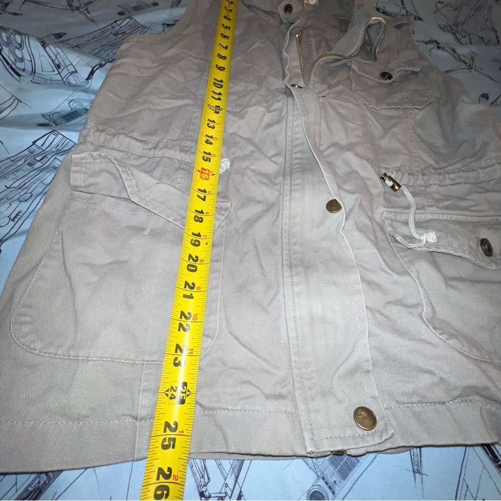 Beyove Women's Utility Vest - Picture 9 of 11